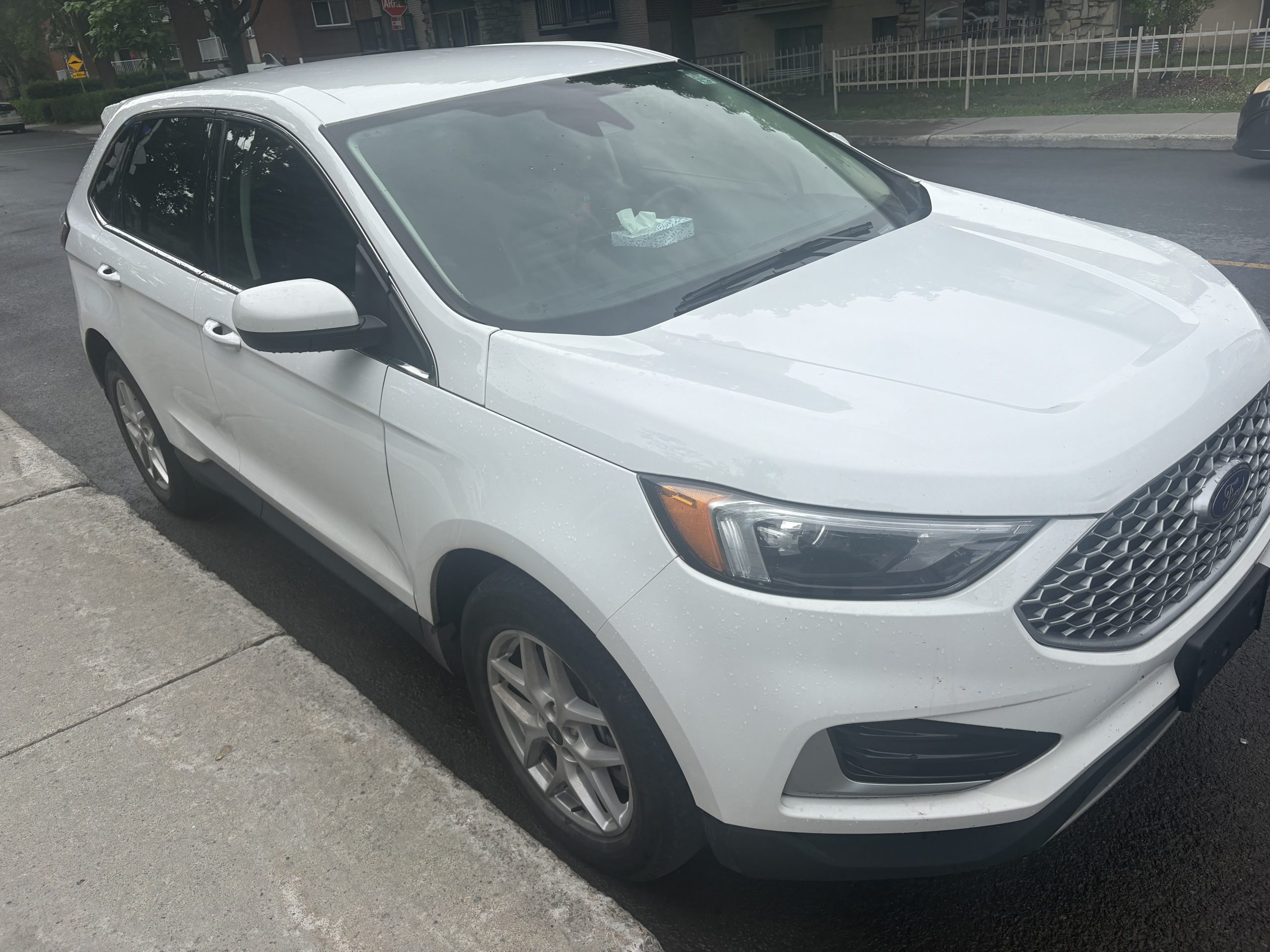 FD - FORD EDGE 2023 BLANC (26-1148)
