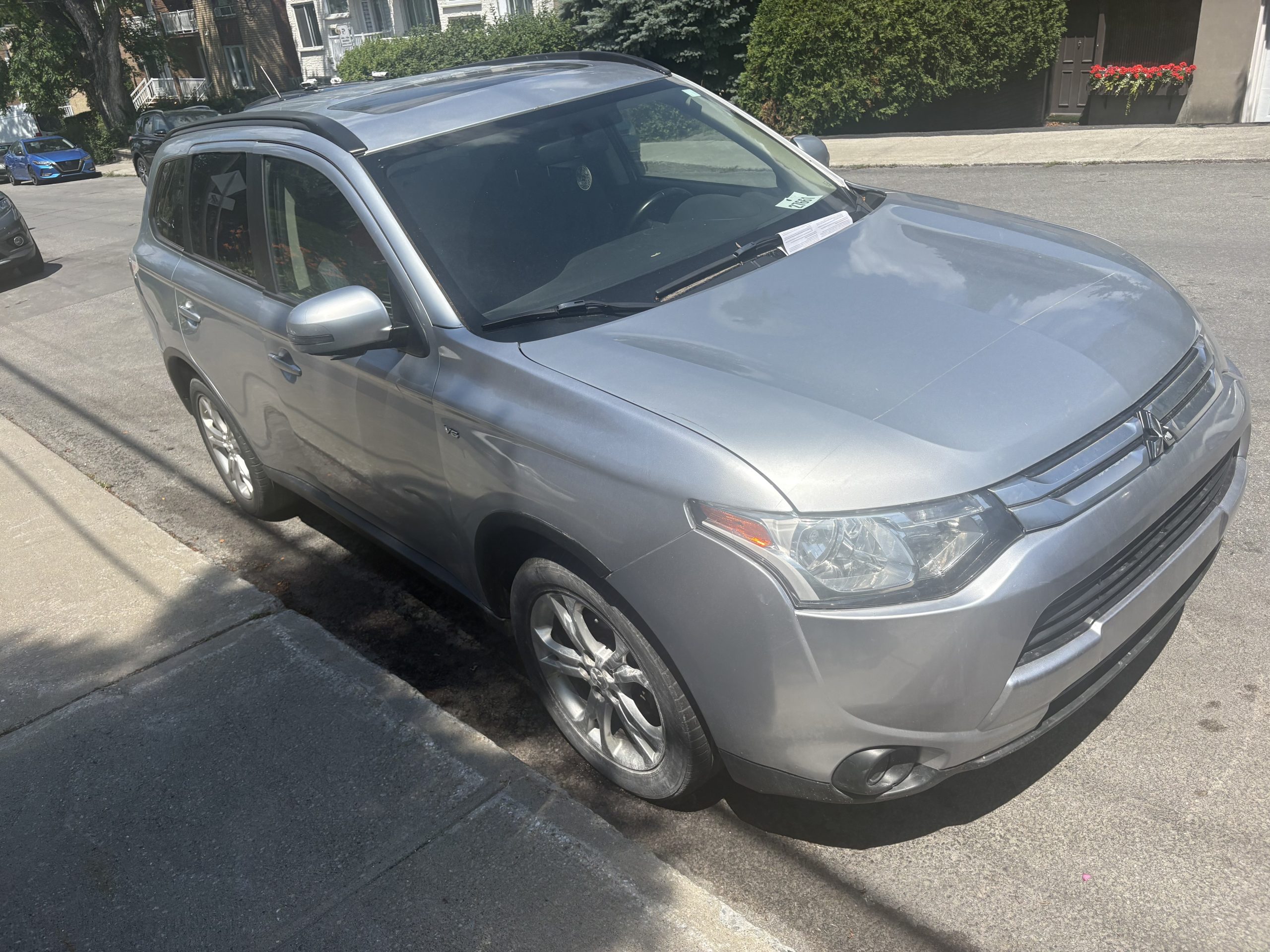 FD - MITSUBISHI OUTLANDER 2015 GRIS (26-1149)