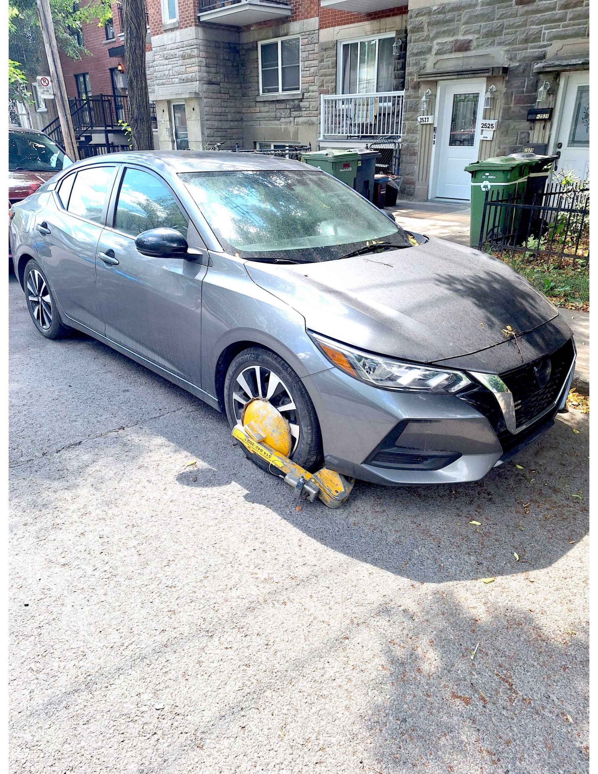 JDP - NISSAN SENTRA 2023 GRIS (26-1114)