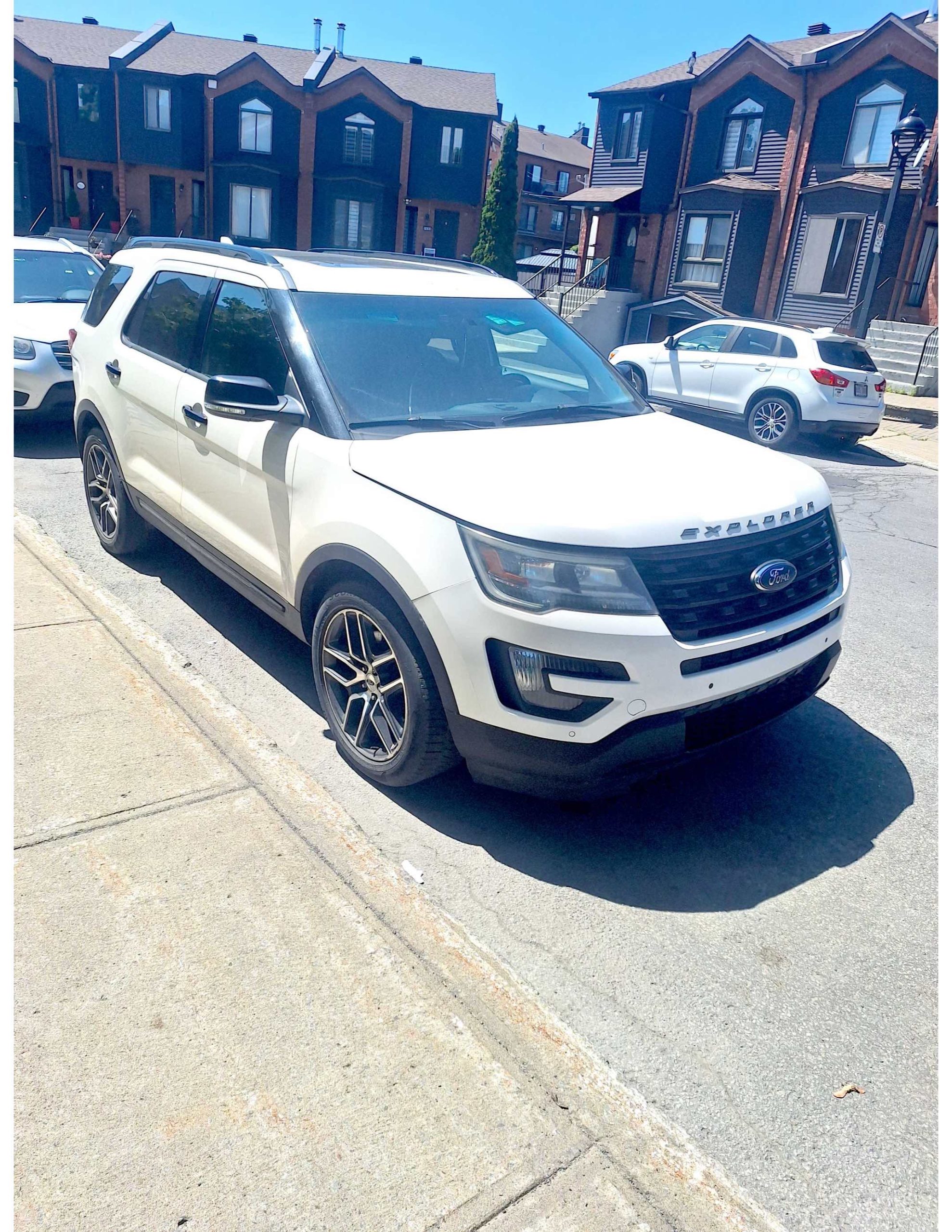 JDP - FORD EXPLORER 2016 BLANC (26-1156)