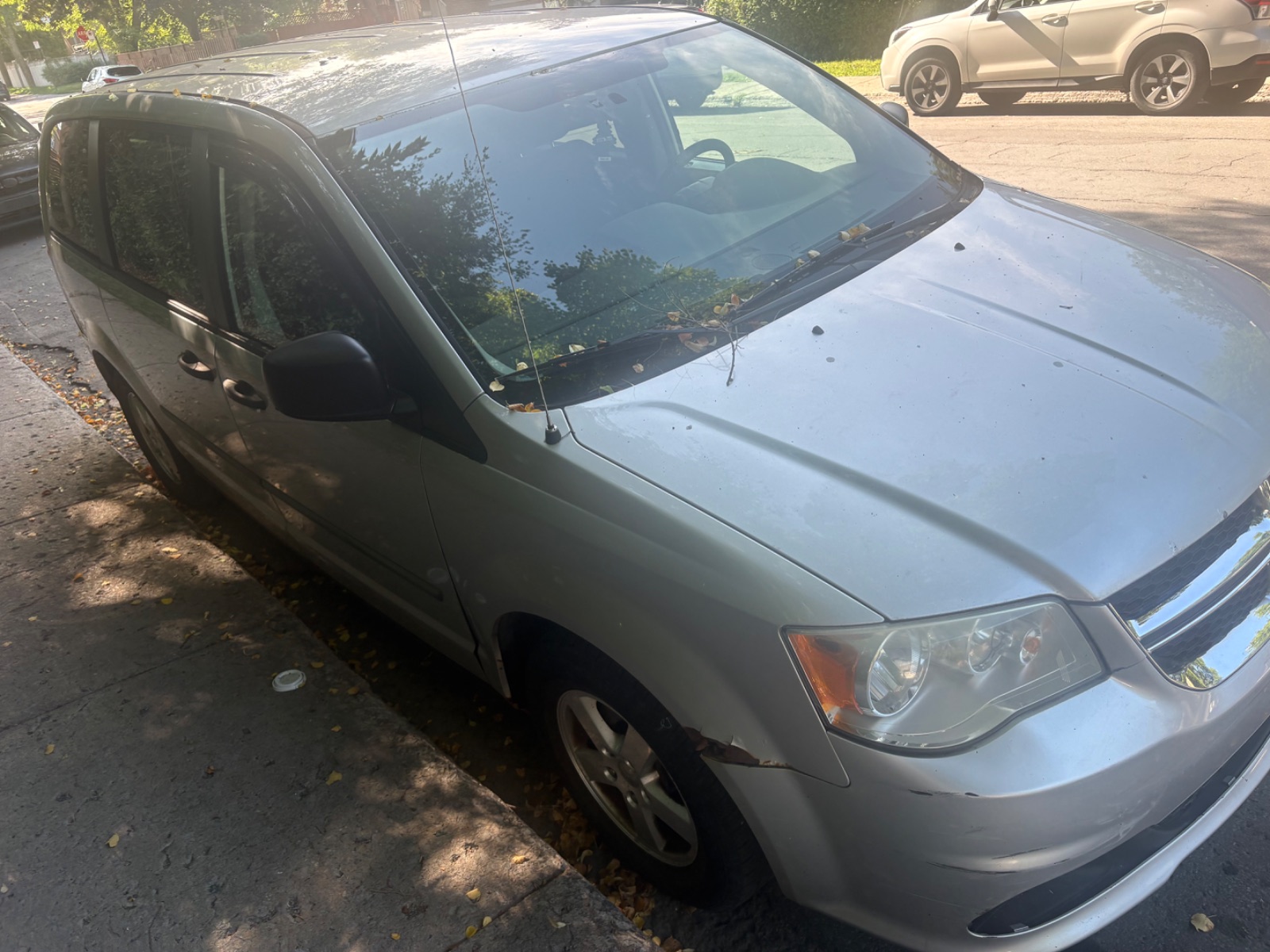 FD - DODGE CARAVAN 2011 (26-1664)