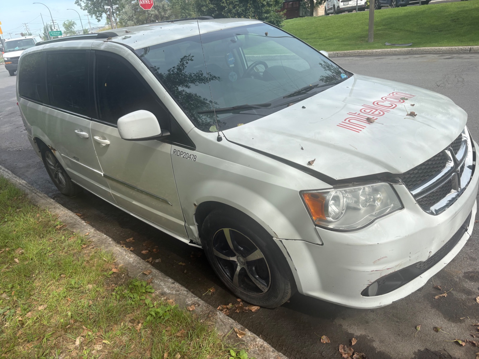 FD - DODGE GRAND CARAVAN 2015 (26-1626)